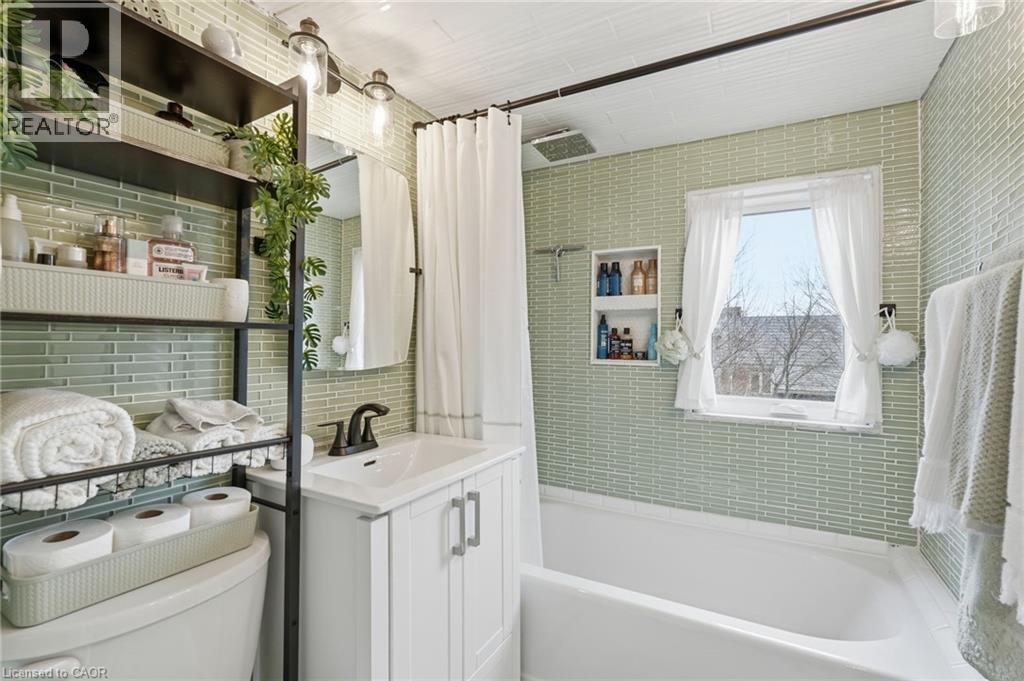 95 EAST 35TH Street — photo 17