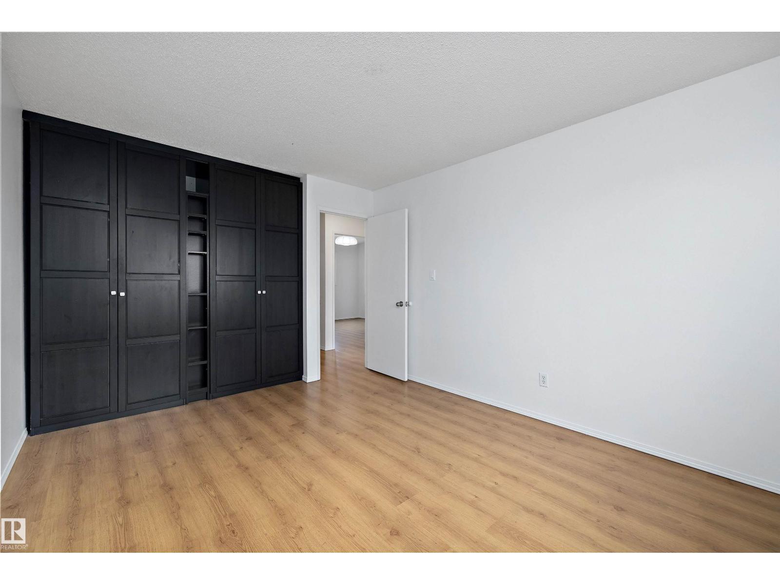 47 ROYAL RD NW - 41
