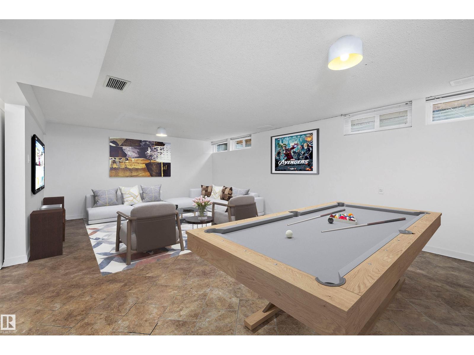 47 ROYAL RD NW - 7