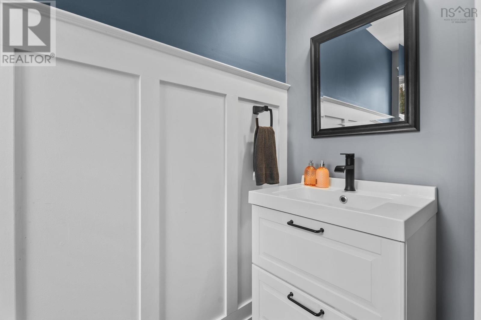 Property 18 of 36 of 561 Hall Road