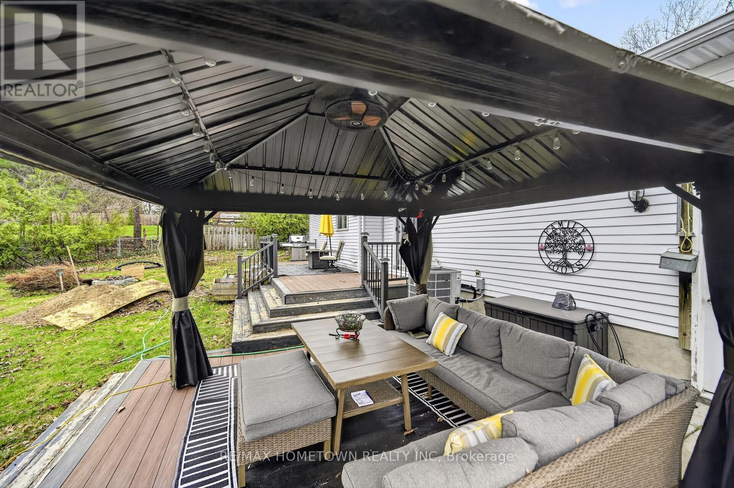 5 MEIKLE DRIVE - 34