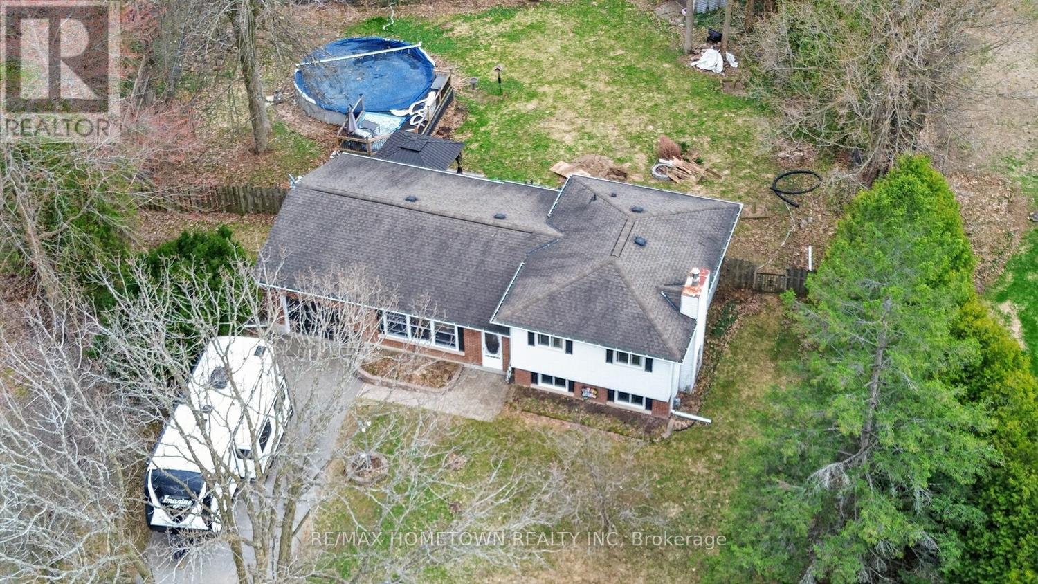5 MEIKLE DRIVE - 45