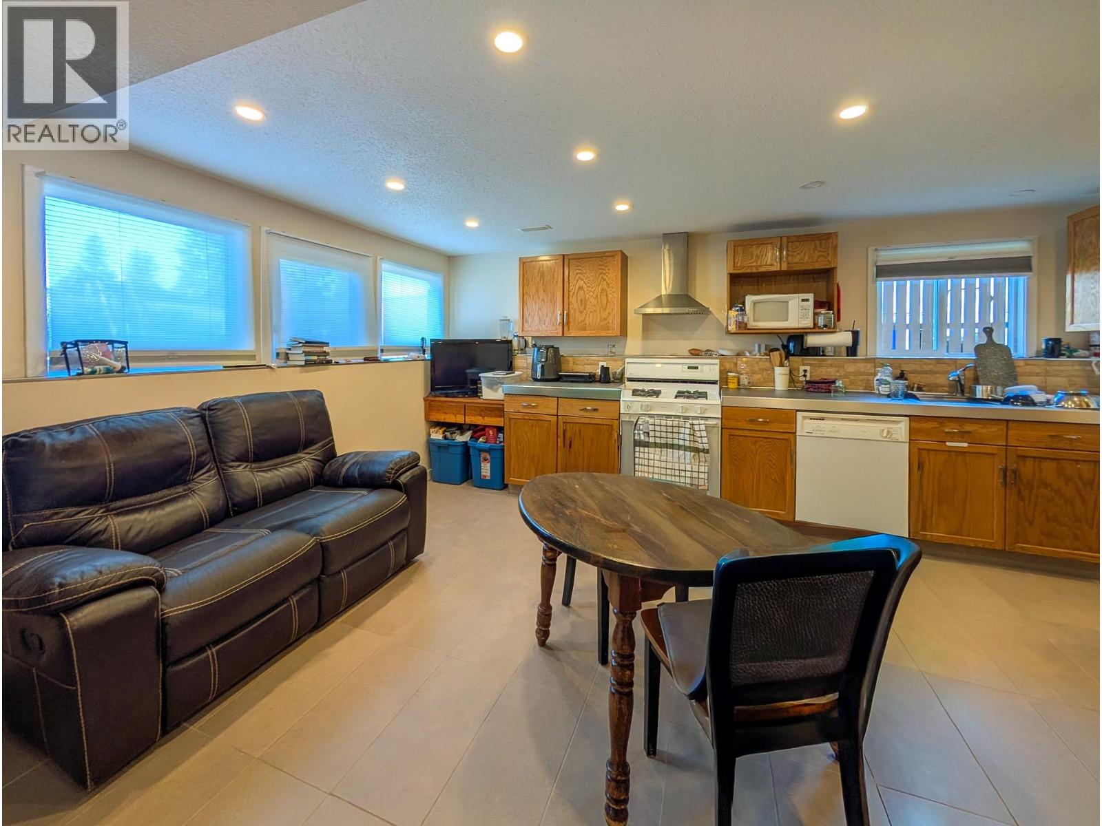 4234 QUENTIN AVENUE - 20
