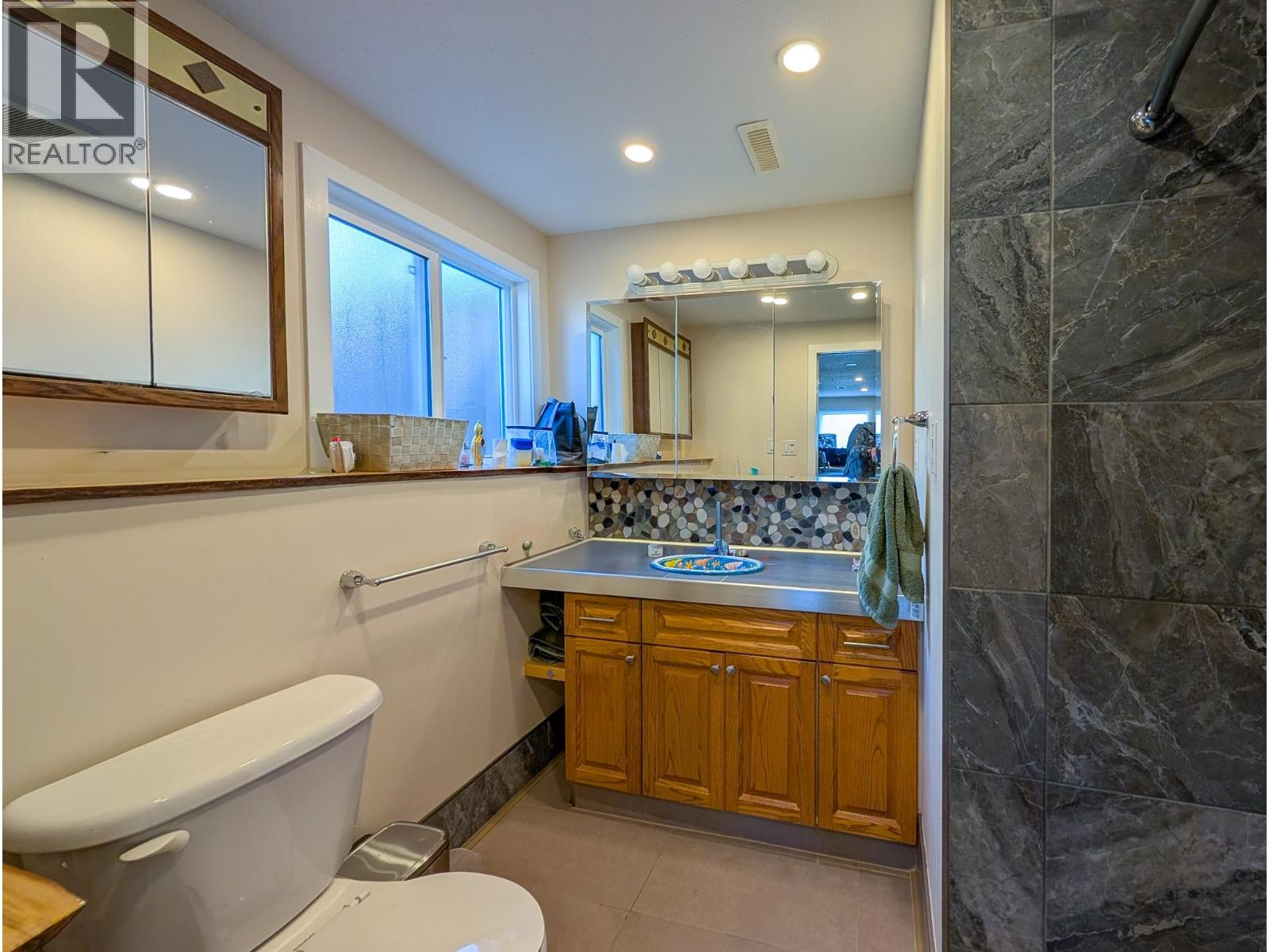 4234 QUENTIN AVENUE - 24