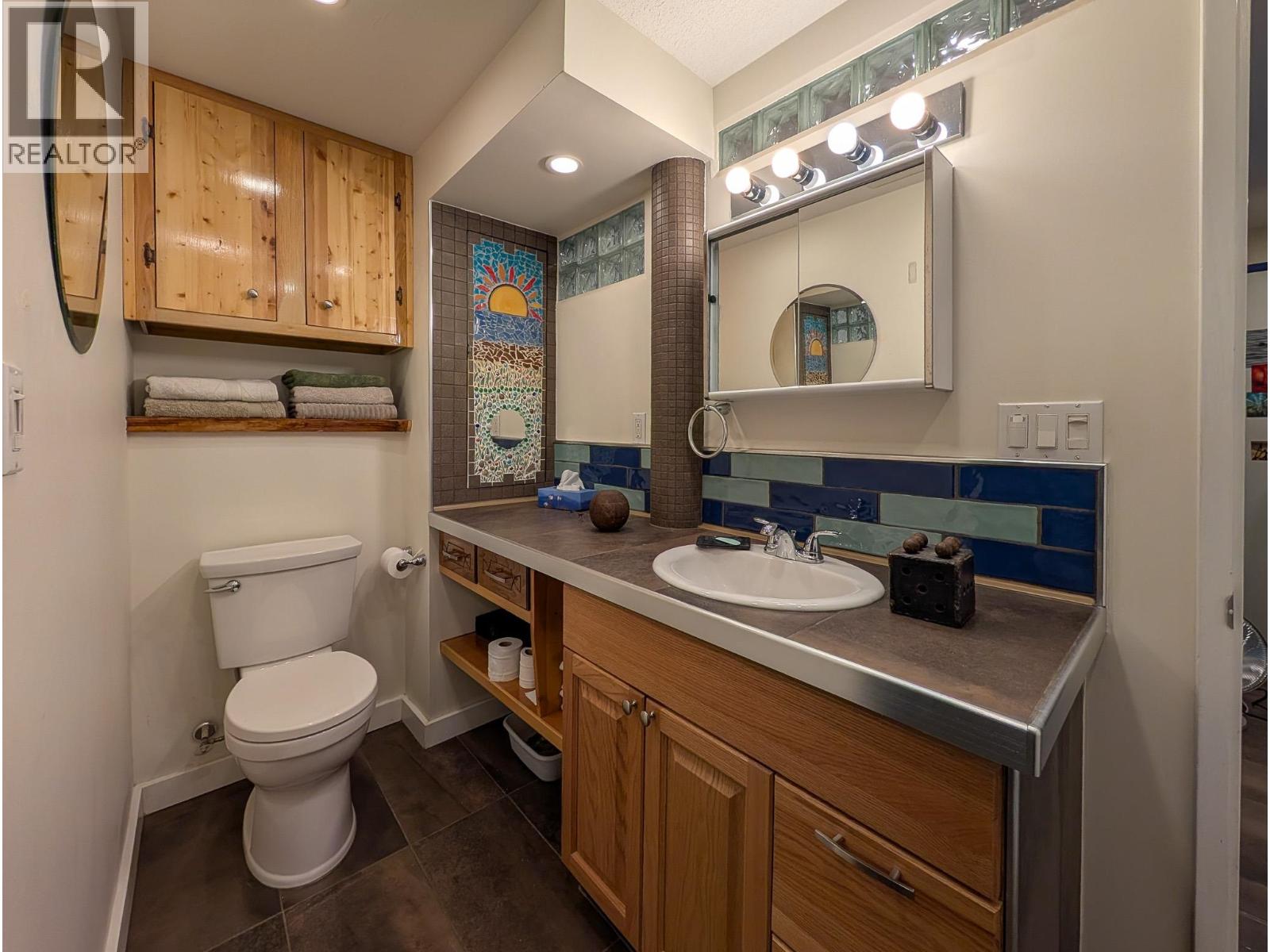 4234 QUENTIN AVENUE - 32