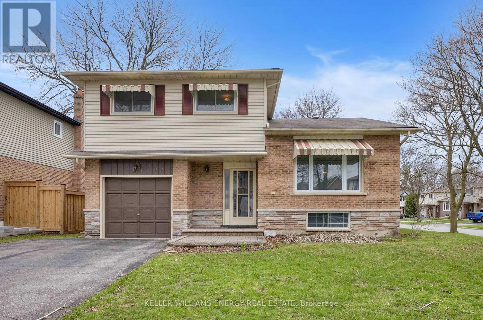 183 GADSBY DRIVE — photo 30