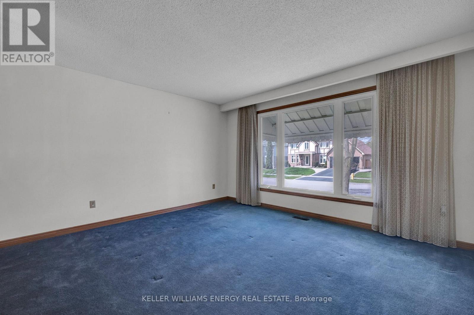 183 GADSBY DRIVE - photo 5