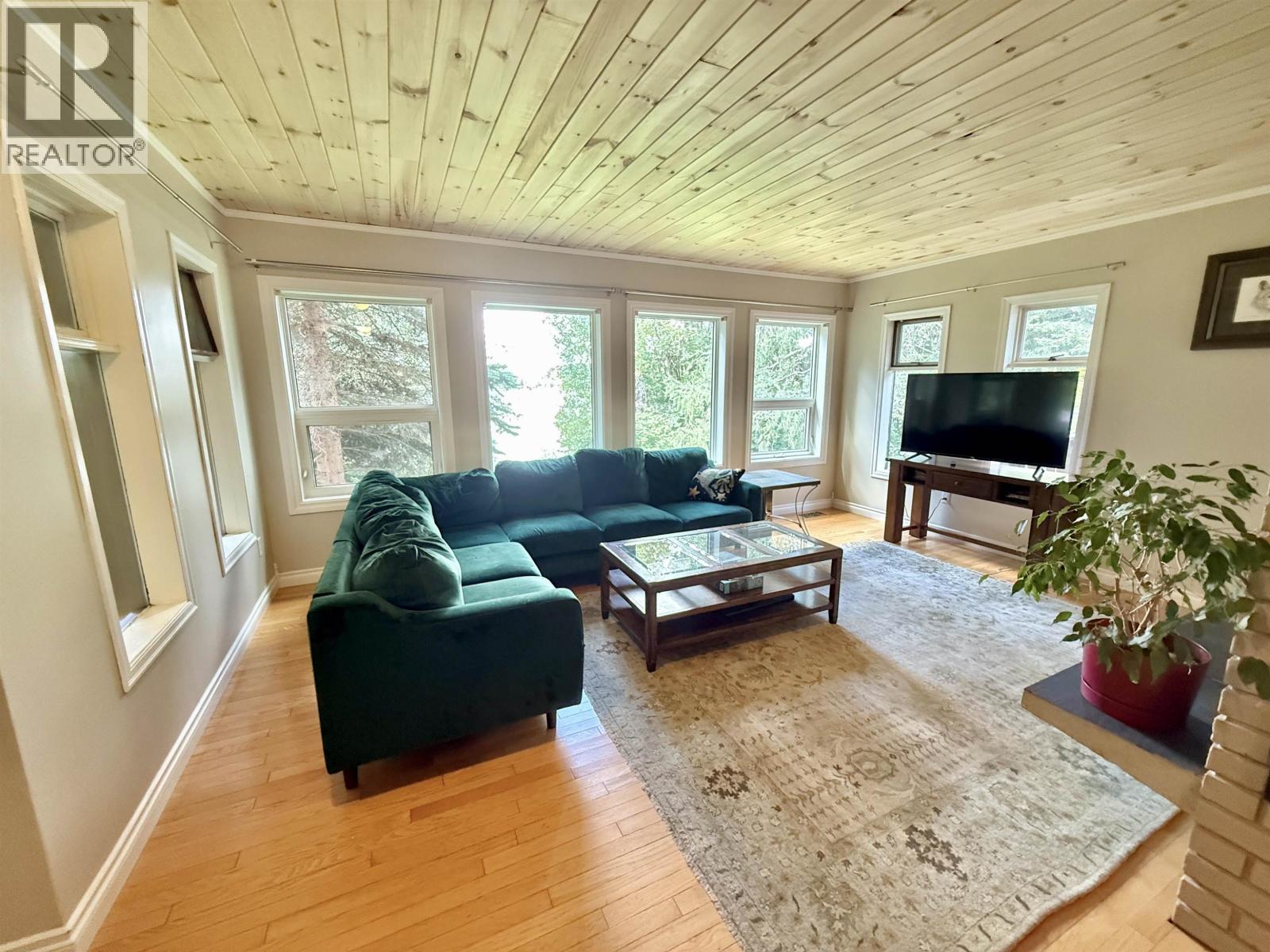 17985 WOODS ROAD - 16