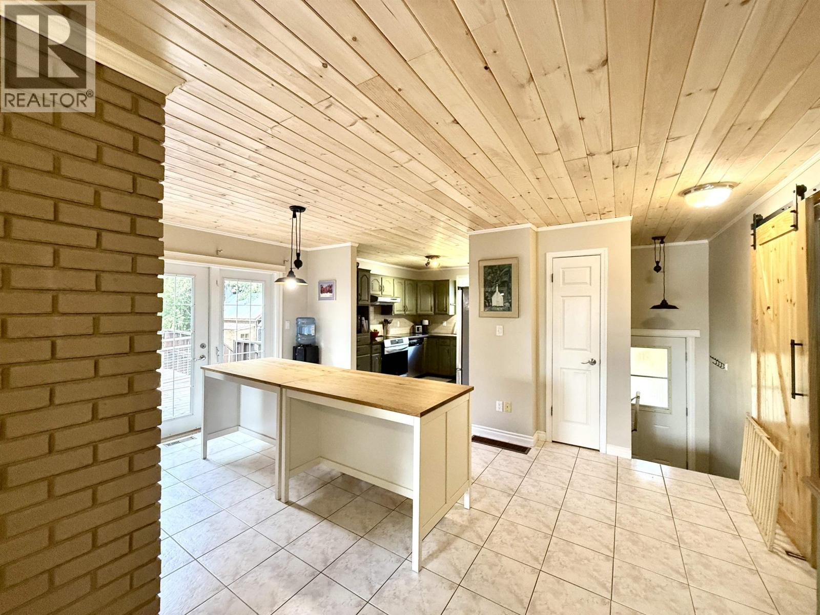 17985 WOODS ROAD - 21