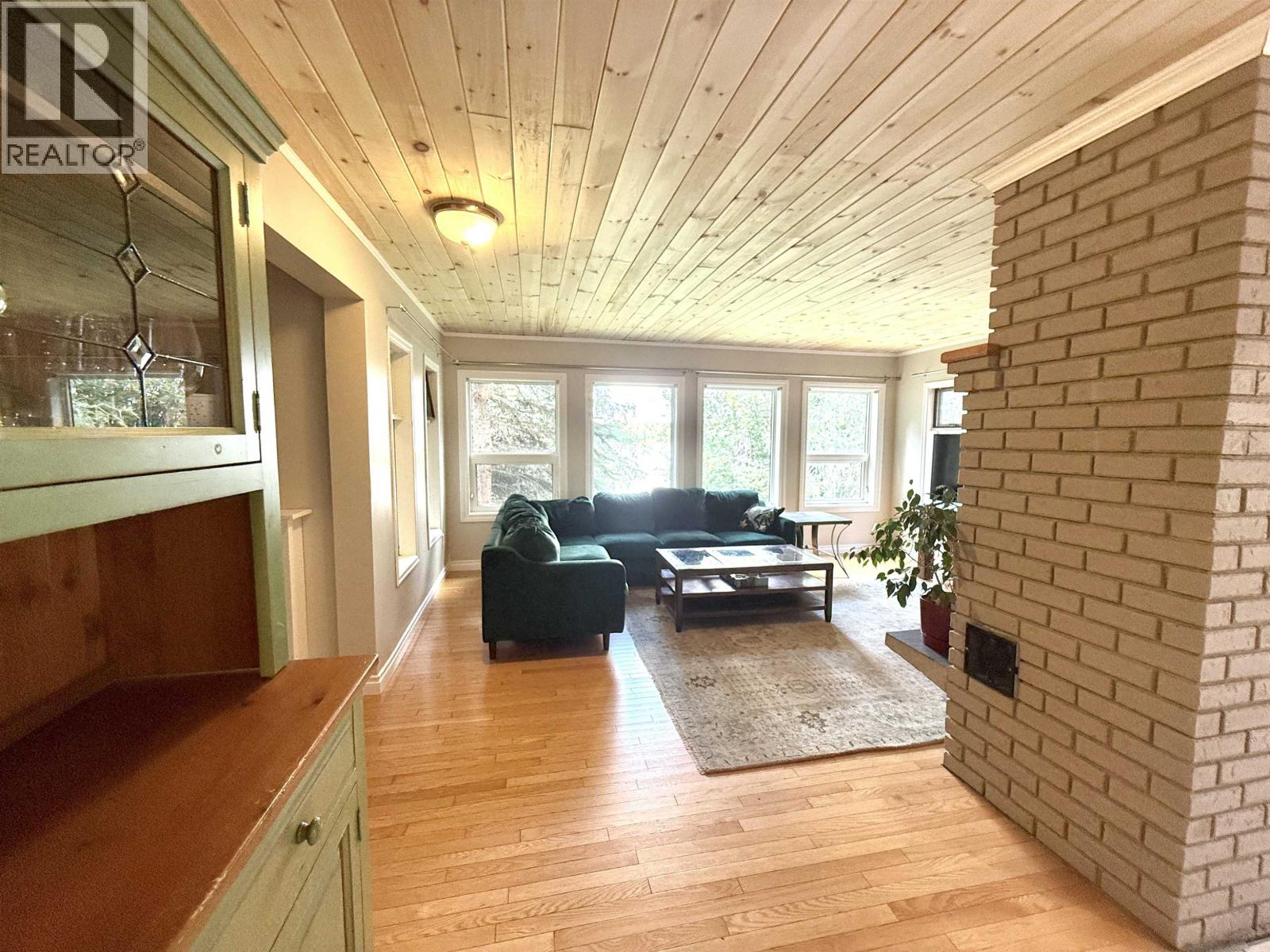 17985 WOODS ROAD - 15