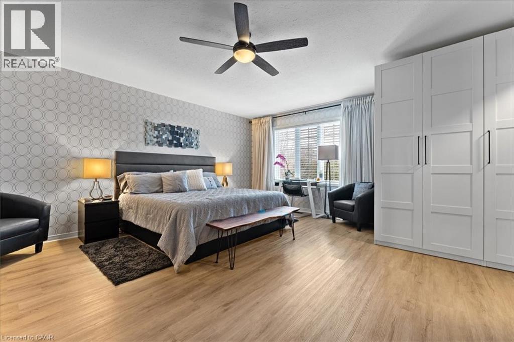 166 LAWRENCE Lane - 18