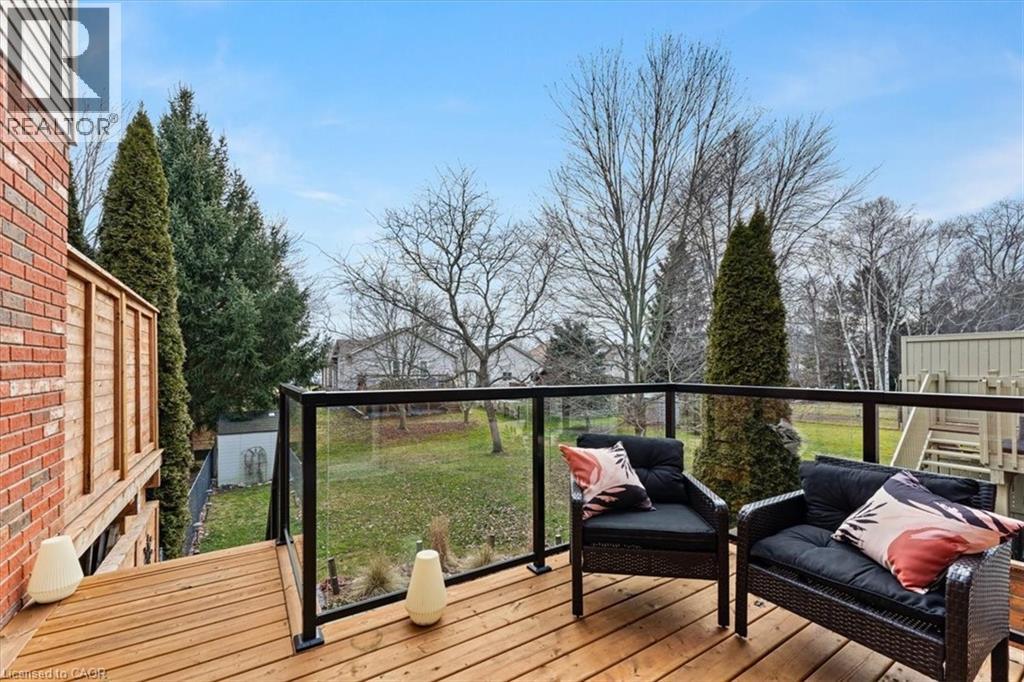 166 LAWRENCE Lane - 31