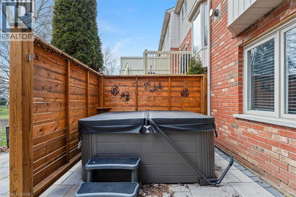 166 LAWRENCE Lane - 33