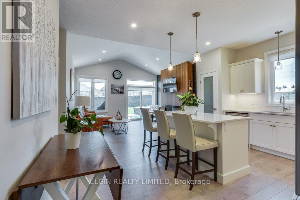 56 CHARTER CREEK COURT - 15