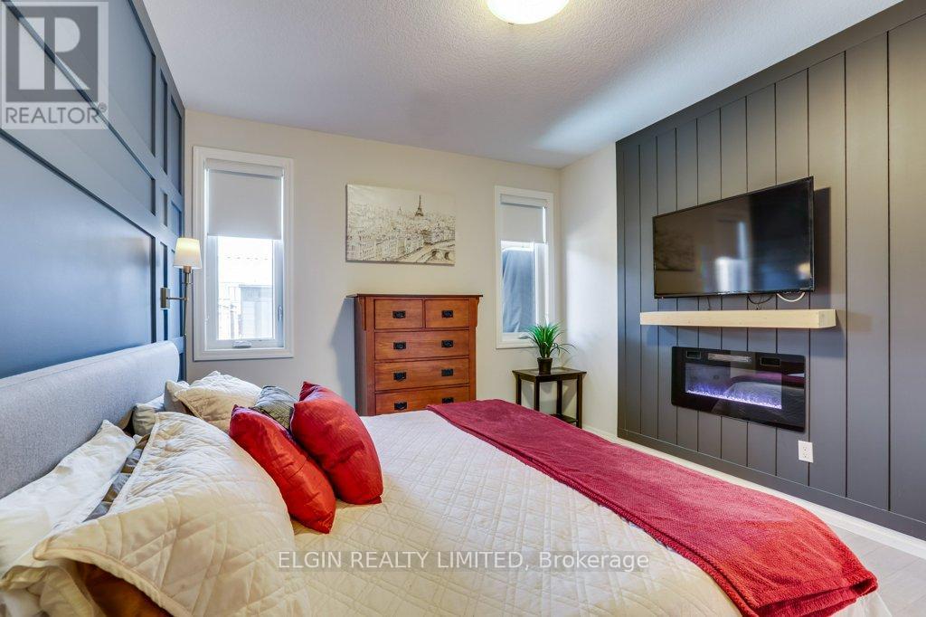 56 CHARTER CREEK COURT - 24