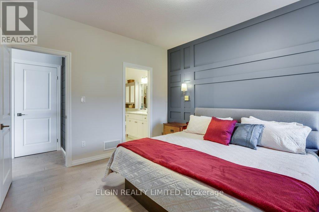 56 CHARTER CREEK COURT - 26