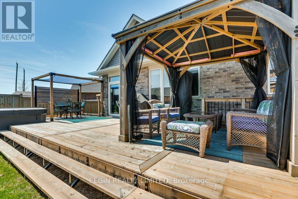 56 CHARTER CREEK COURT - 43