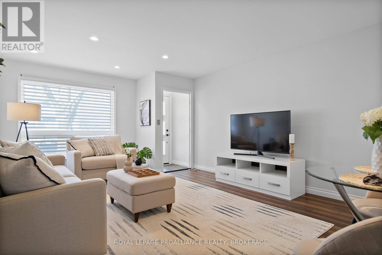 24 - 4427 BATH ROAD — photo 10