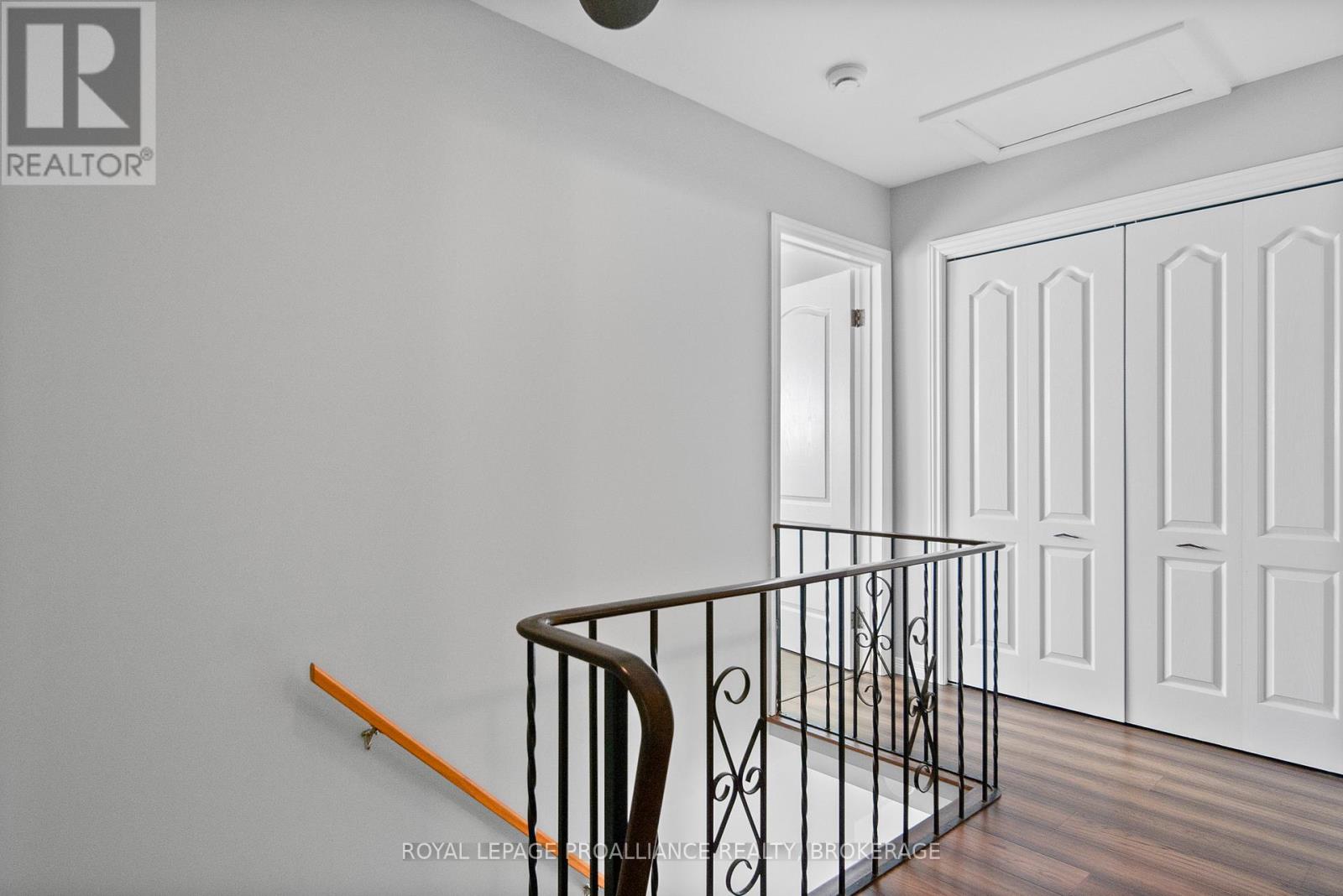 24 - 4427 BATH ROAD — photo 20