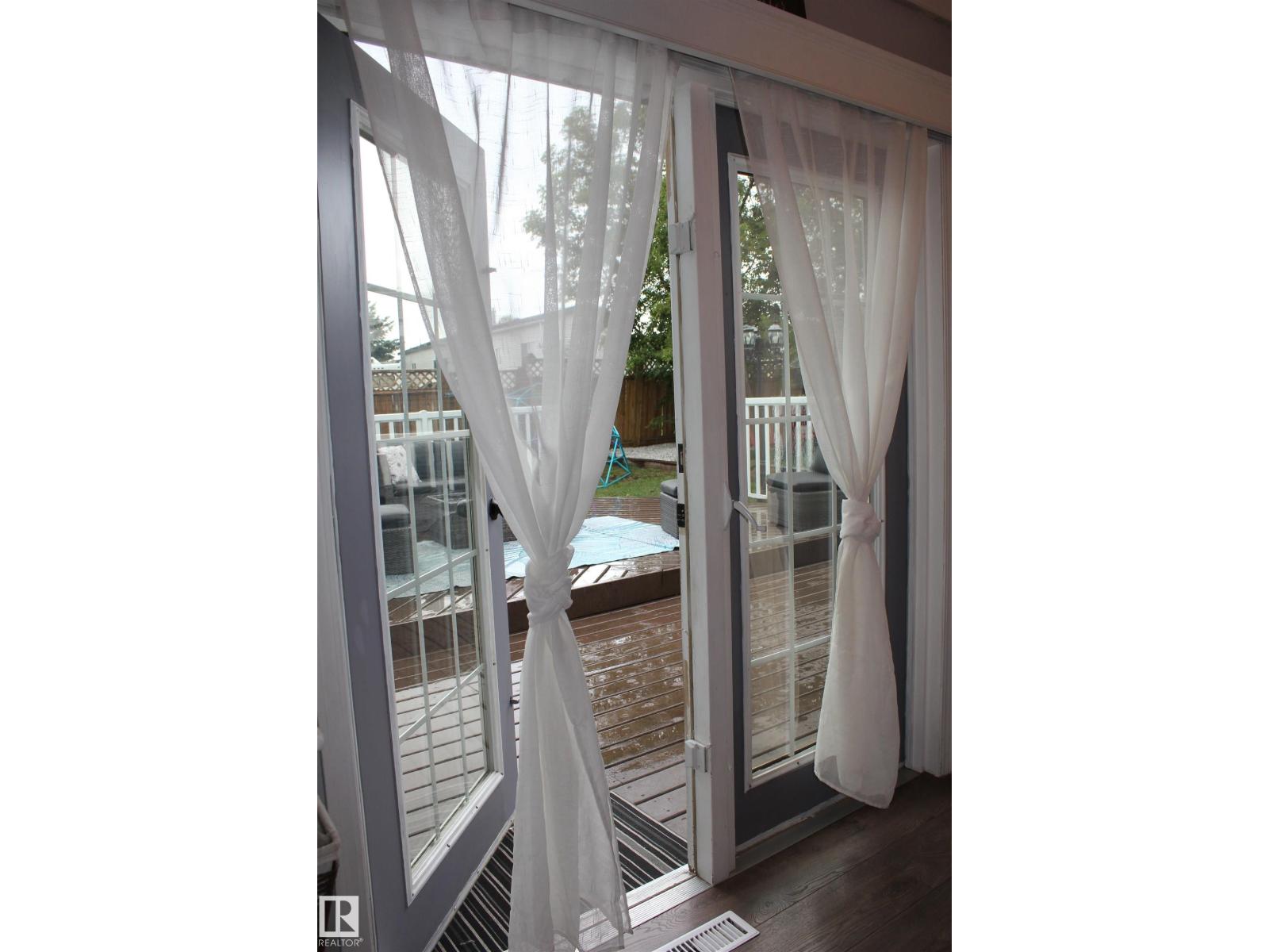 5110 54A Street — photo 17