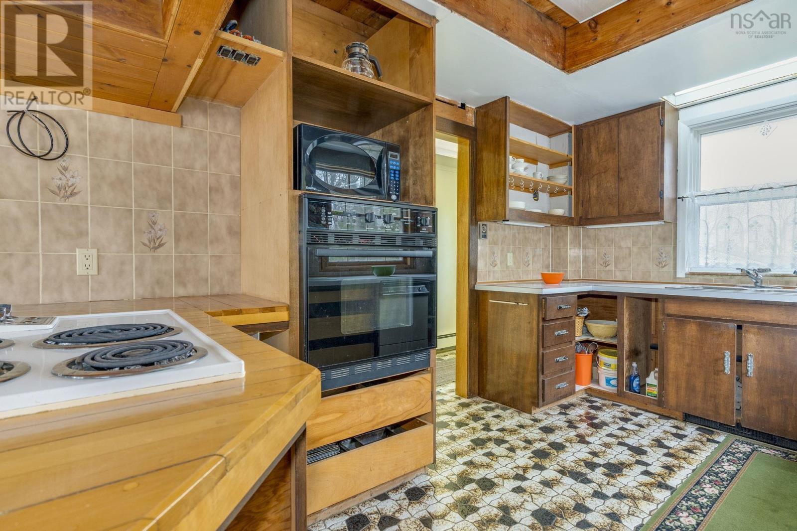 Property 13 of 36 of 78 Arnold Drive