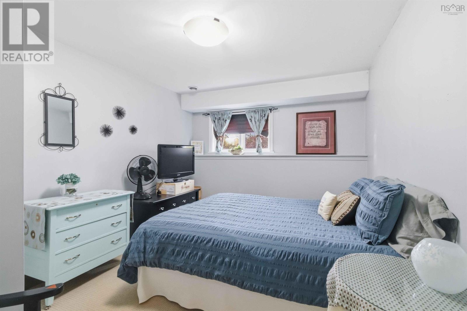 Property 28 of 50 of 70 Hillside Avenue