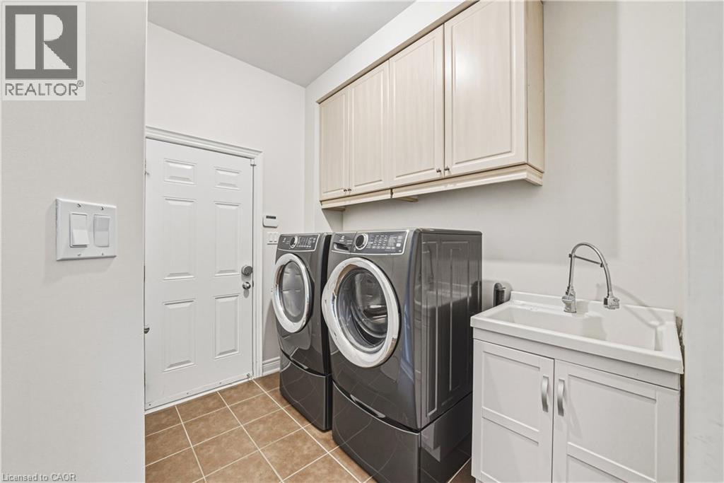 425 BURLOAK Drive, Oakville, Ontario, L6L6W8 — Photo 21