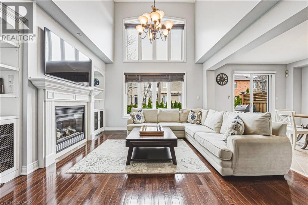 425 BURLOAK Drive, Oakville, Ontario, L6L6W8 — Photo 9