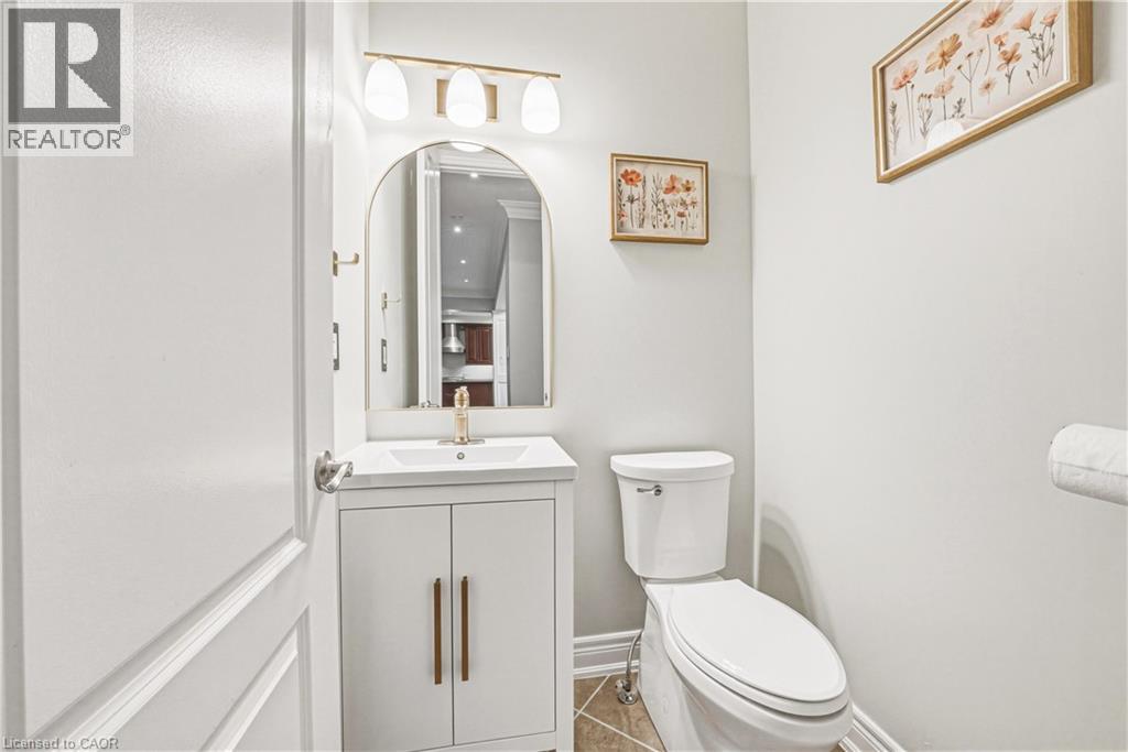 425 BURLOAK Drive, Oakville, Ontario, L6L6W8 — Photo 19