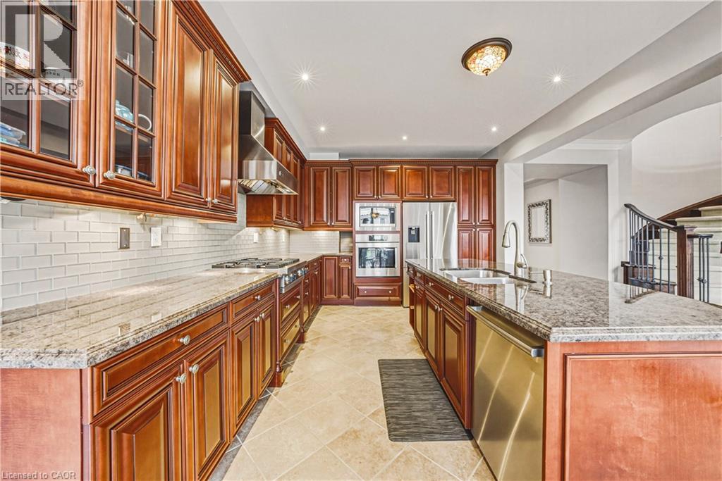 425 BURLOAK Drive, Oakville, Ontario, L6L6W8 — Photo 12