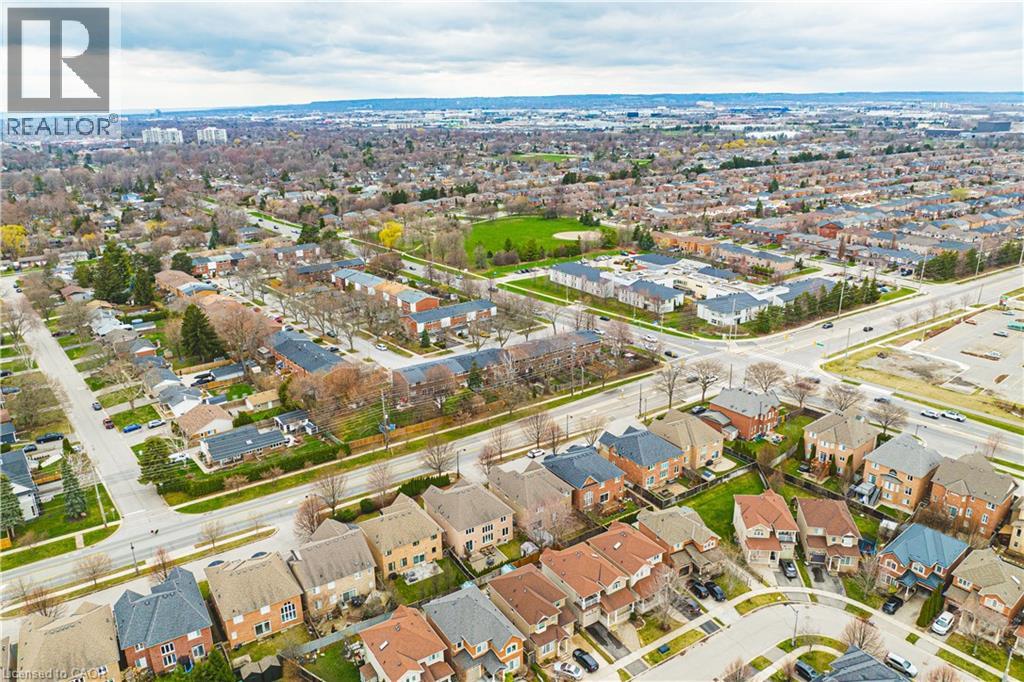 425 BURLOAK Drive, Oakville, Ontario, L6L6W8 — Photo 48