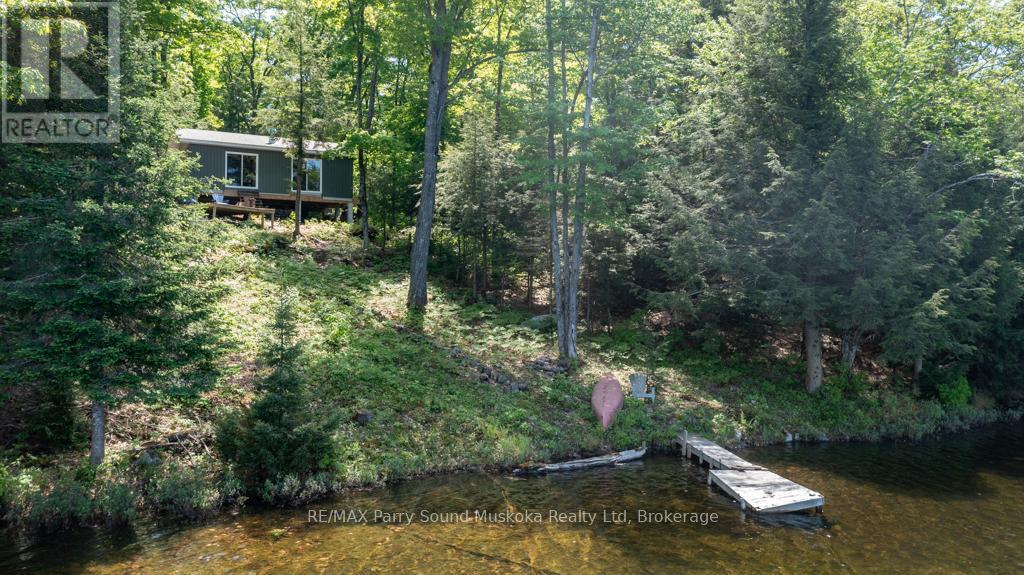 60 HAWKSVIEW LANE — photo 34