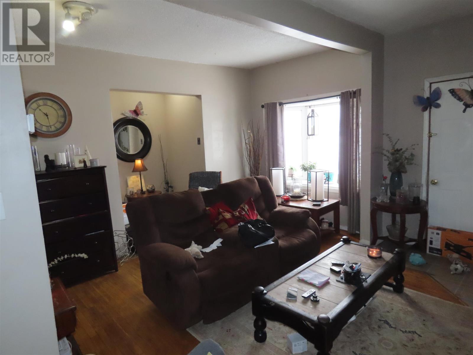 282-284 Wellington ST W - 7