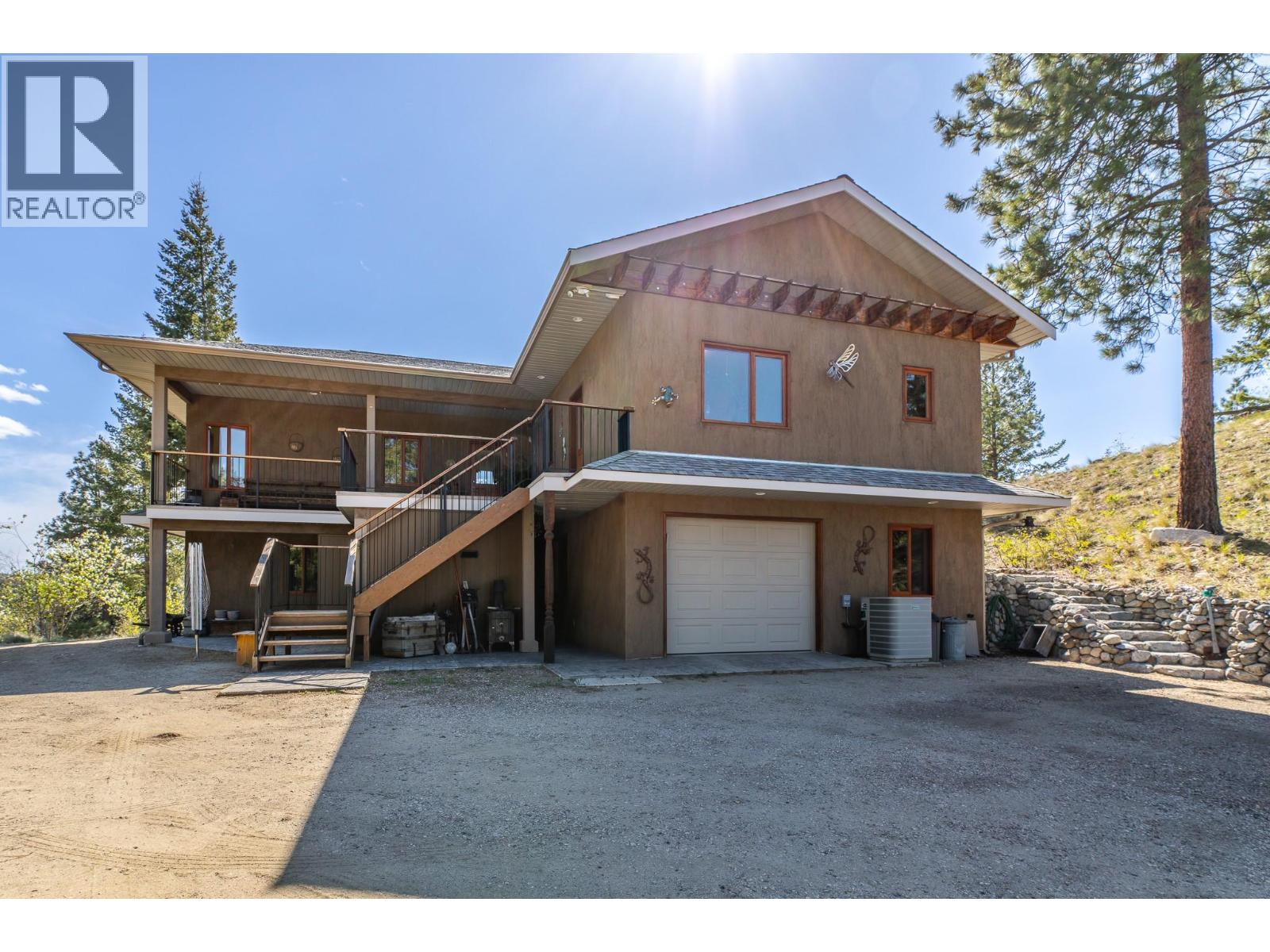 8105 Princeton - Summerland Road, Summerland