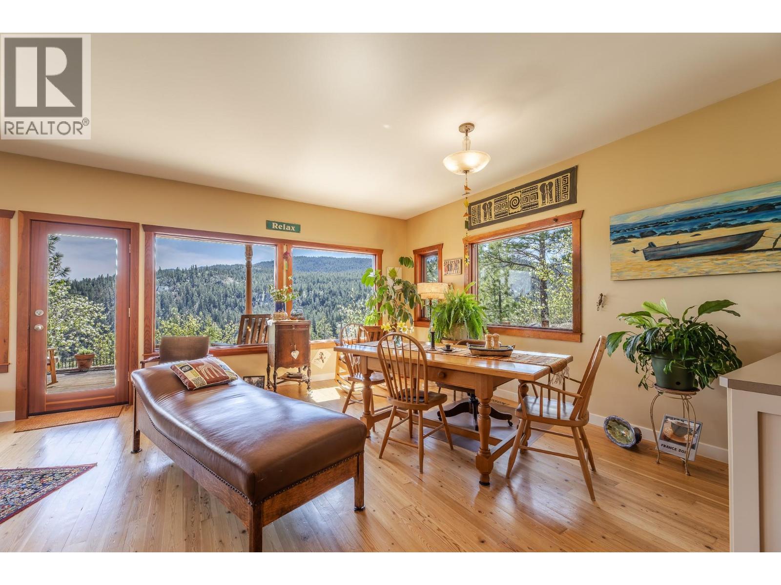  8105 Princeton - Summerland Road, Summerland