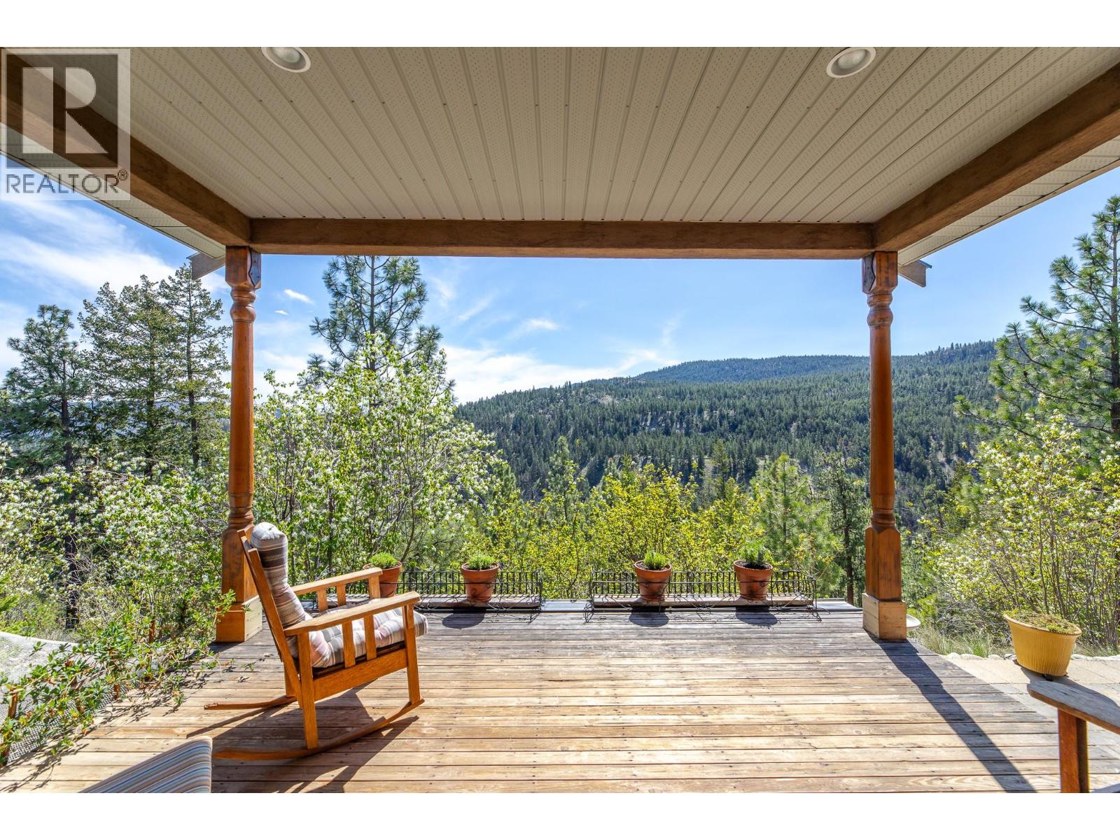  8105 Princeton - Summerland Road, Summerland