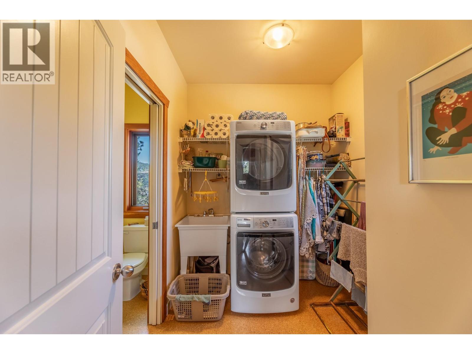  8105 Princeton - Summerland Road, Summerland