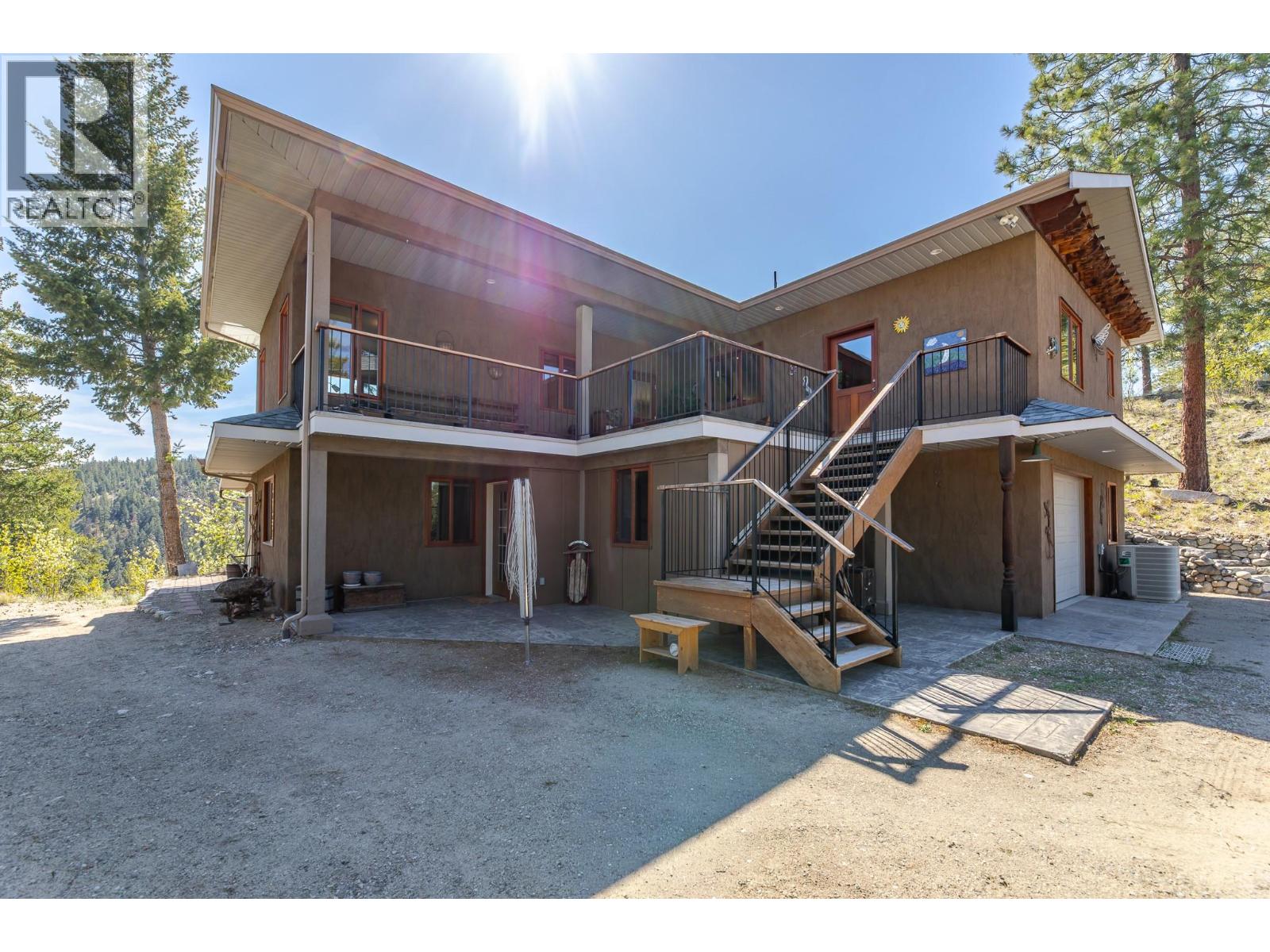  8105 Princeton - Summerland Road, Summerland
