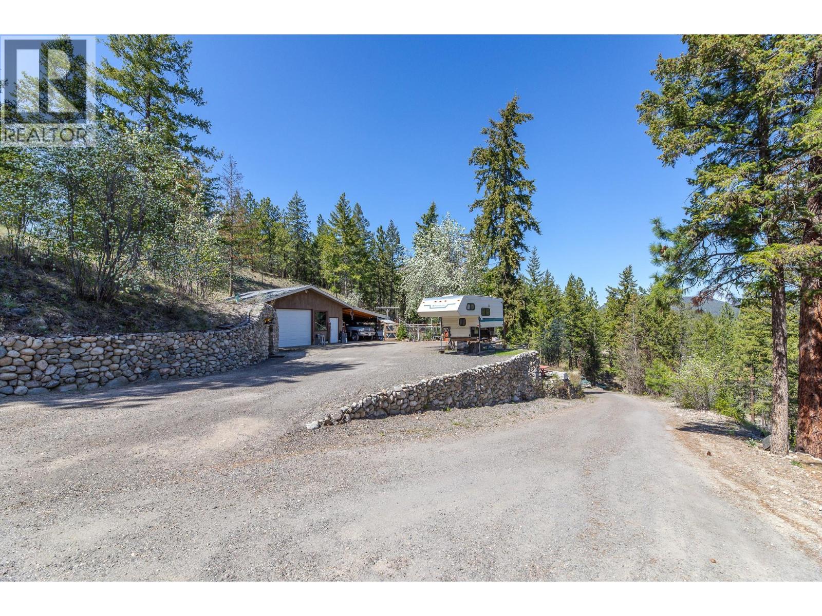  8105 Princeton - Summerland Road, Summerland