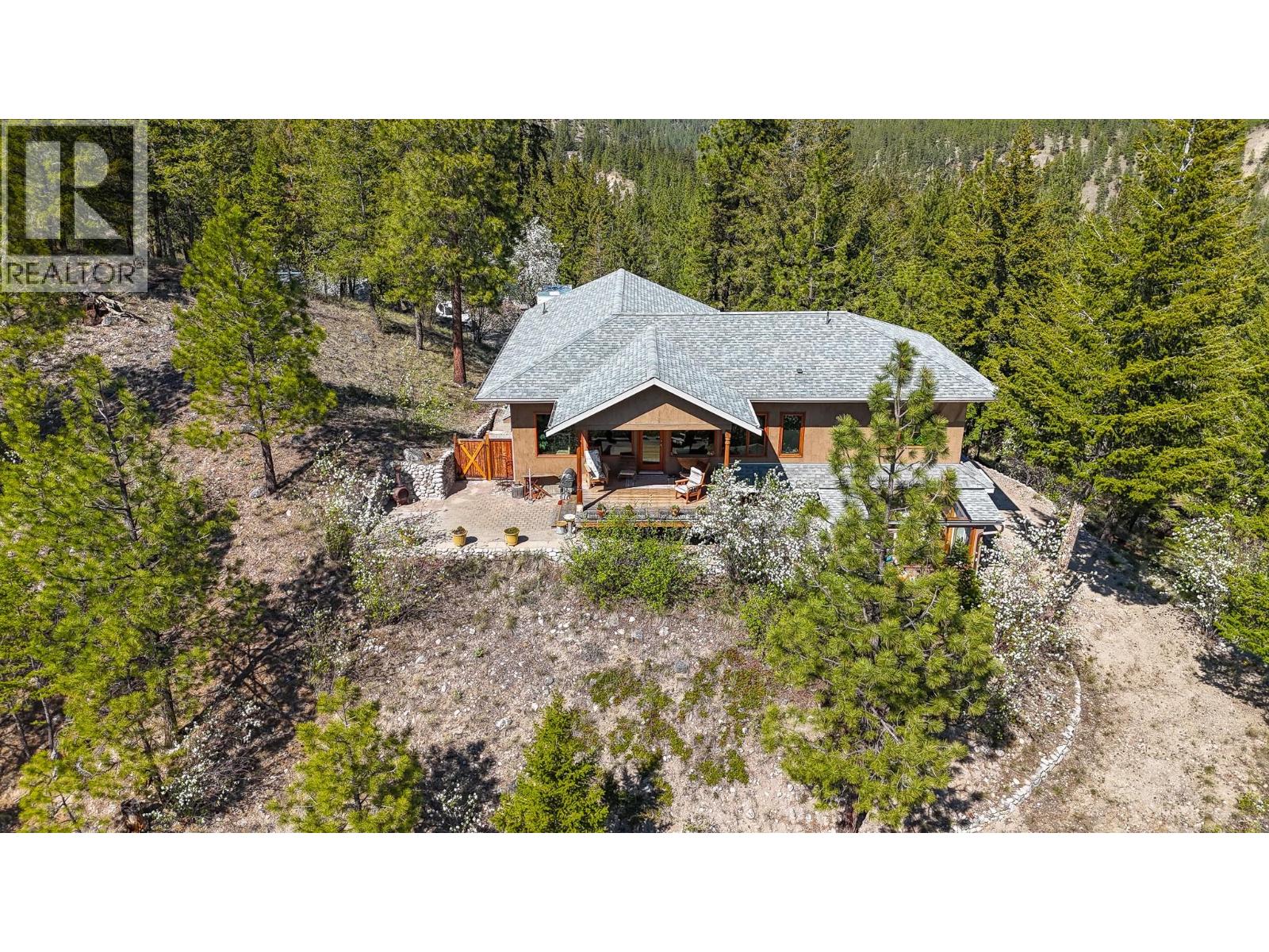  8105 Princeton - Summerland Road, Summerland