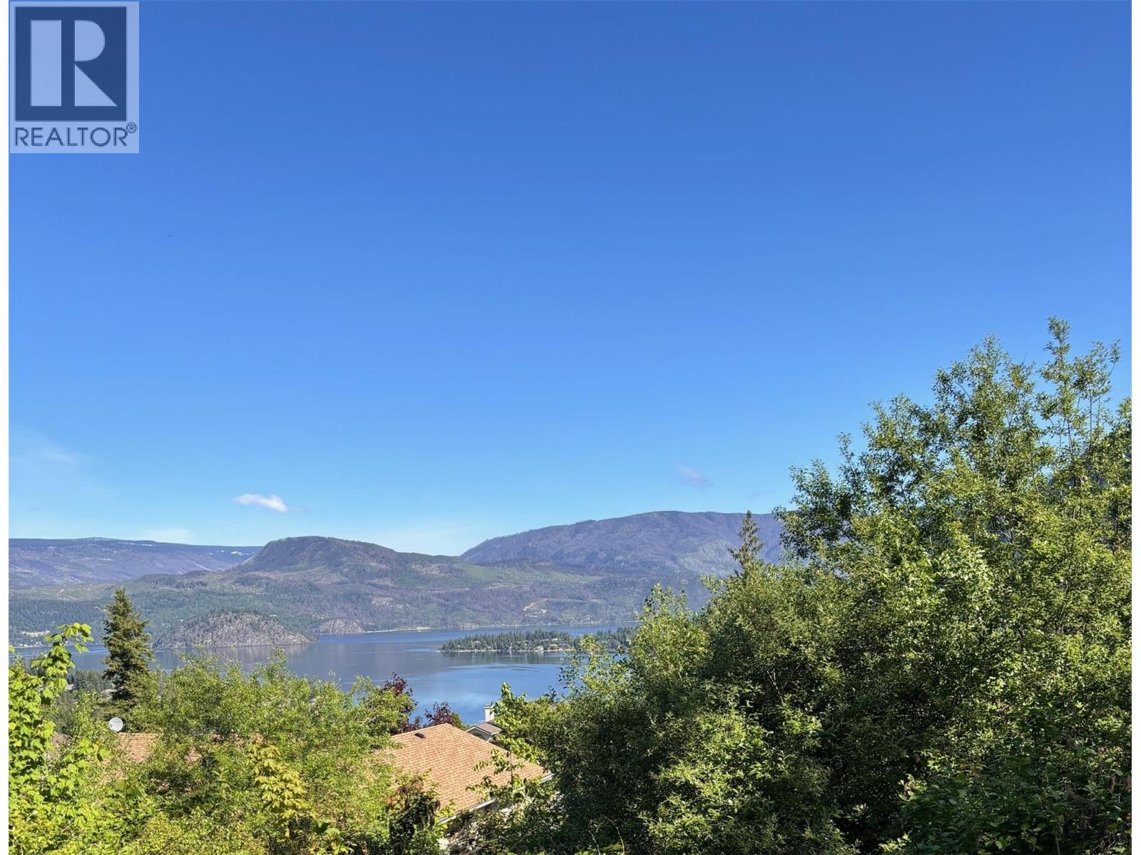  2624 Grandview Place, Blind Bay