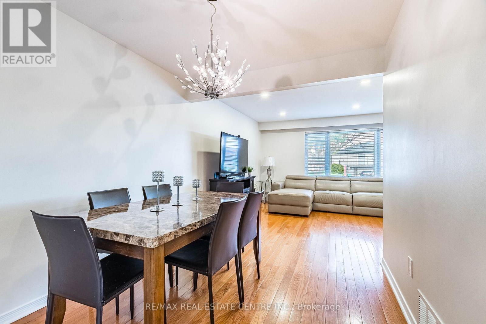 7260 REDFOX ROAD - 13