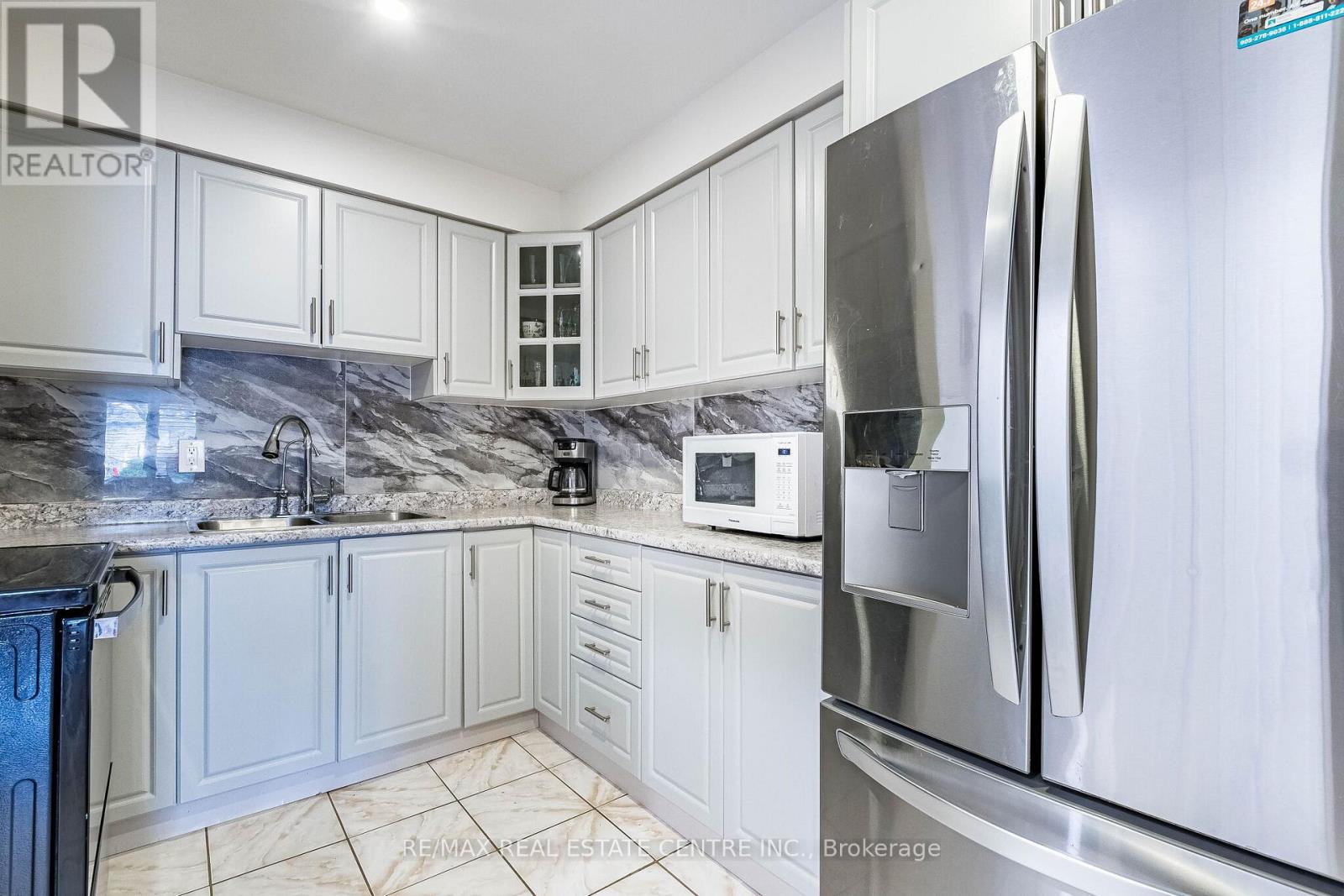 7260 REDFOX ROAD - 17