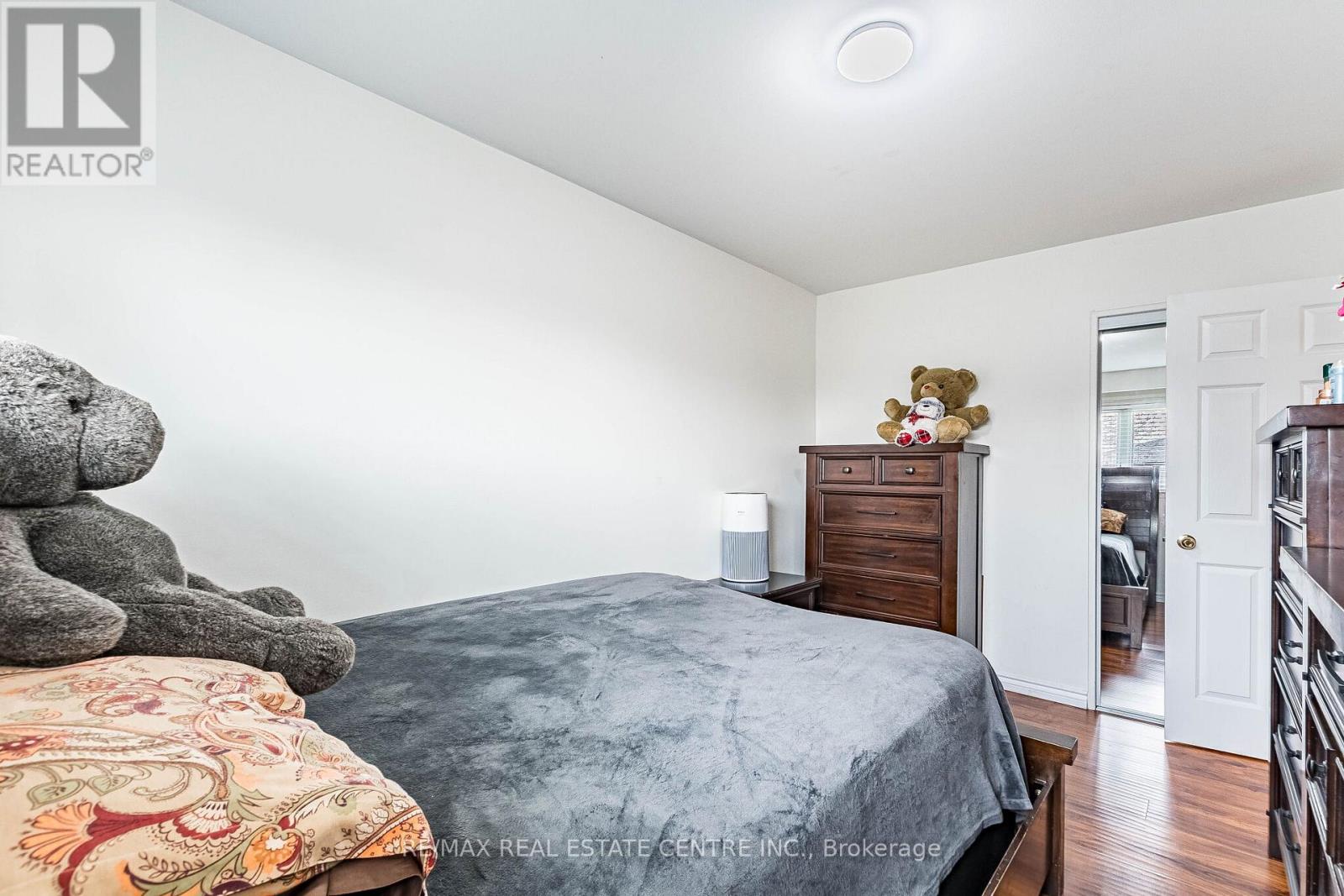 7260 REDFOX ROAD - 24
