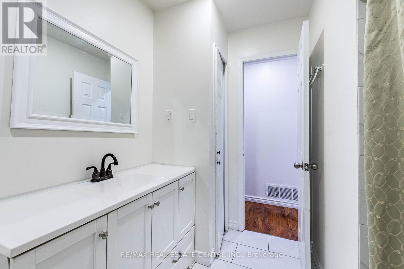 7260 REDFOX ROAD - 31