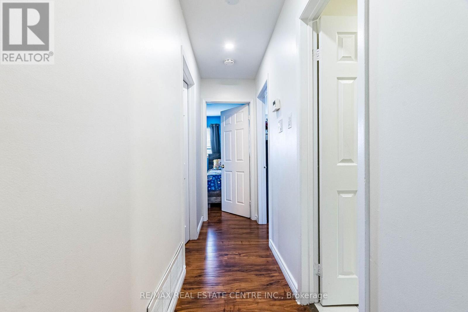 7260 REDFOX ROAD - 32