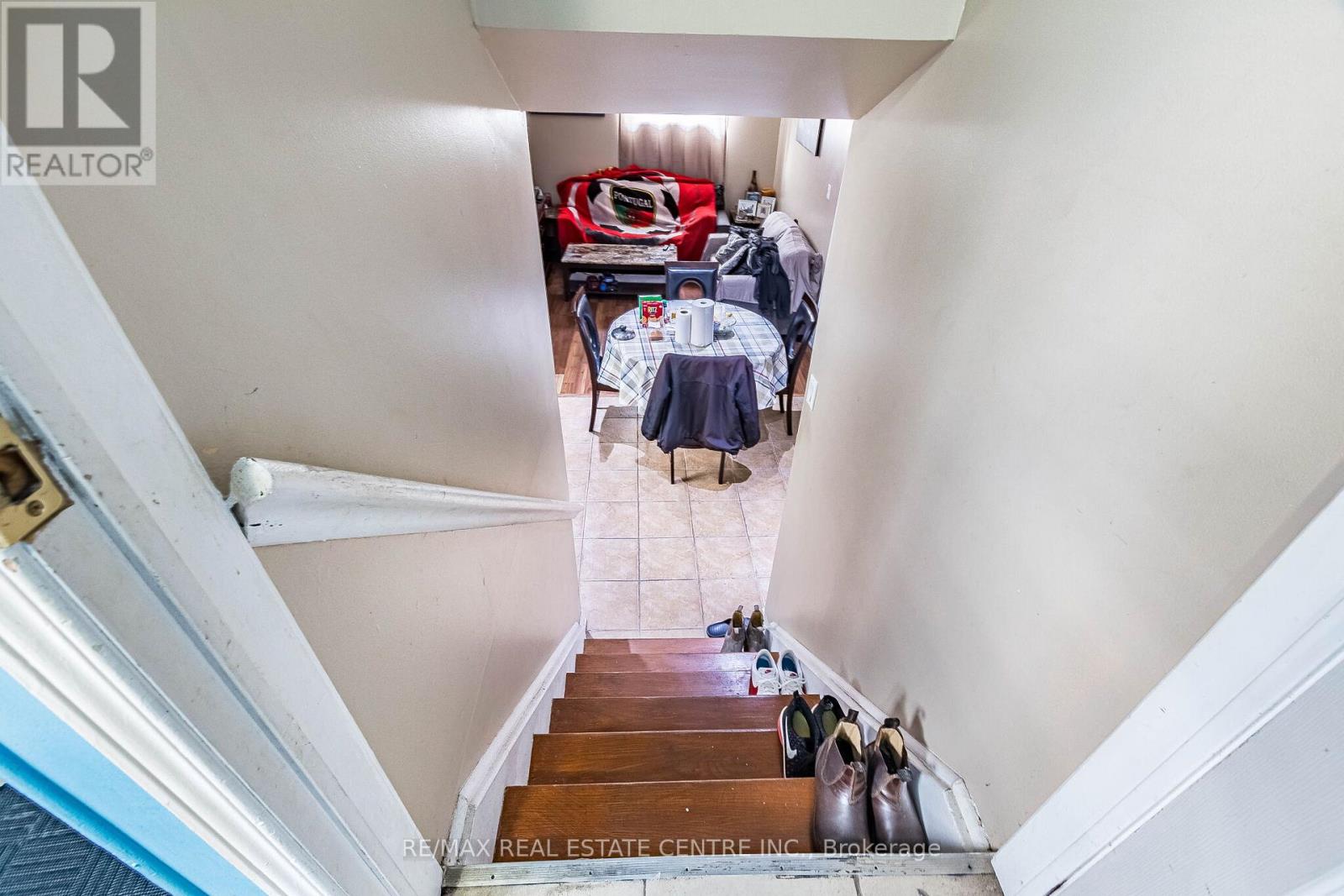 7260 REDFOX ROAD - 36