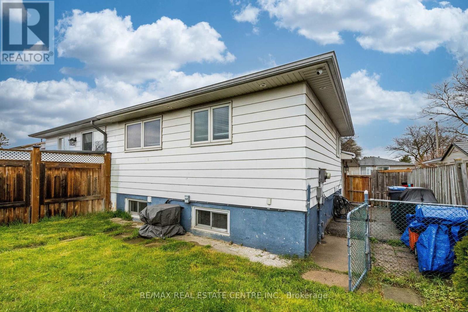 7260 REDFOX ROAD - 45