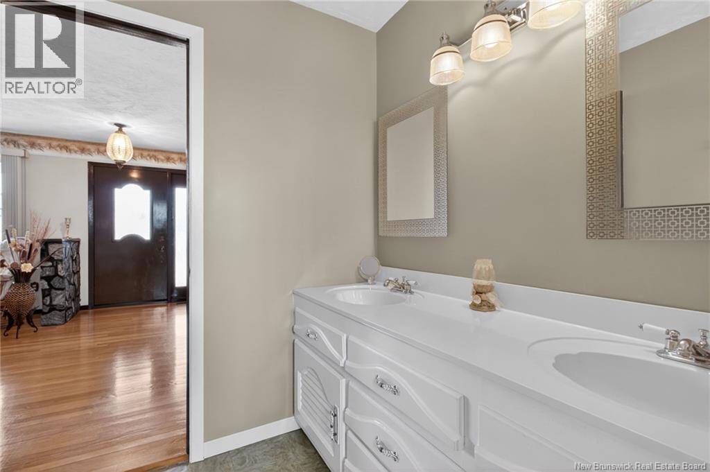 895 Route 515 — photo 14
