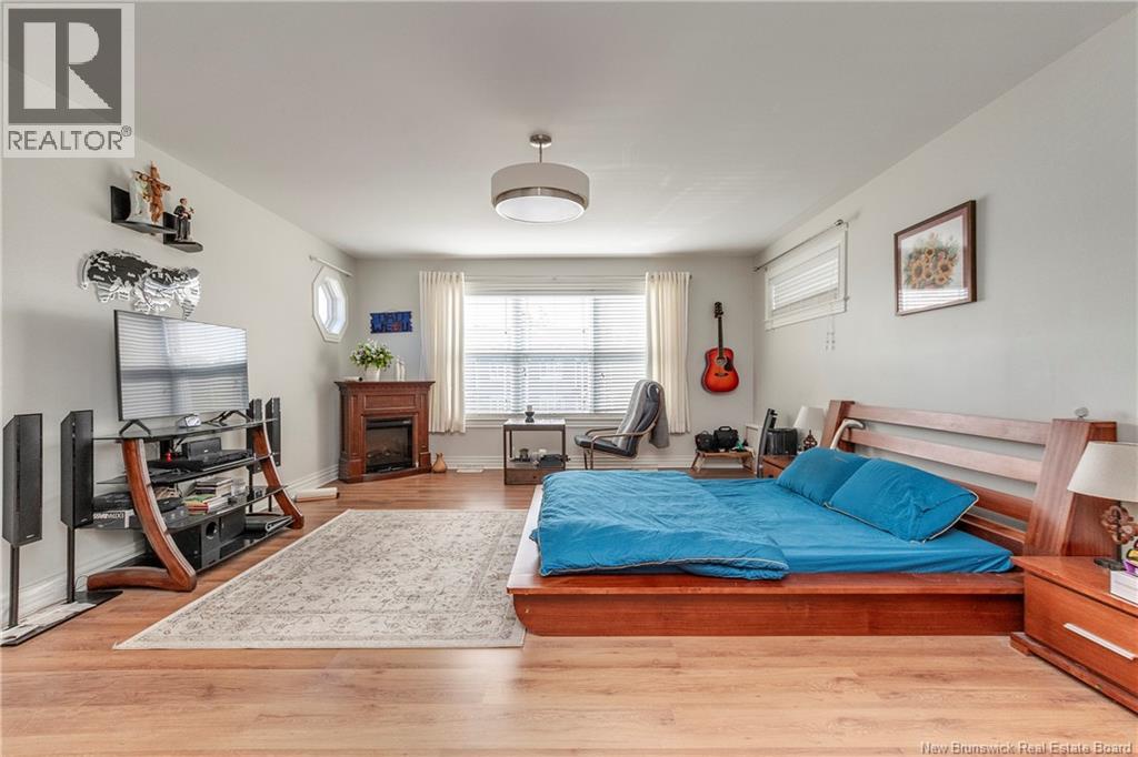 69 Whisperwood Drive - 26